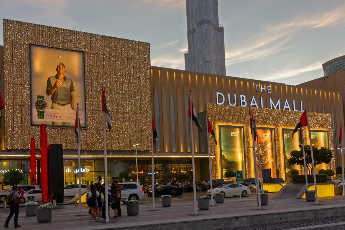 Get ready to shop till you drop in Dubai's retail paradise!