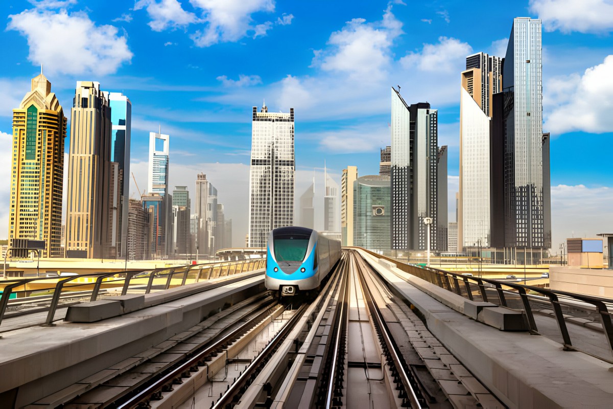 Dubai Metro, A Seamless Journey through the City's Modern