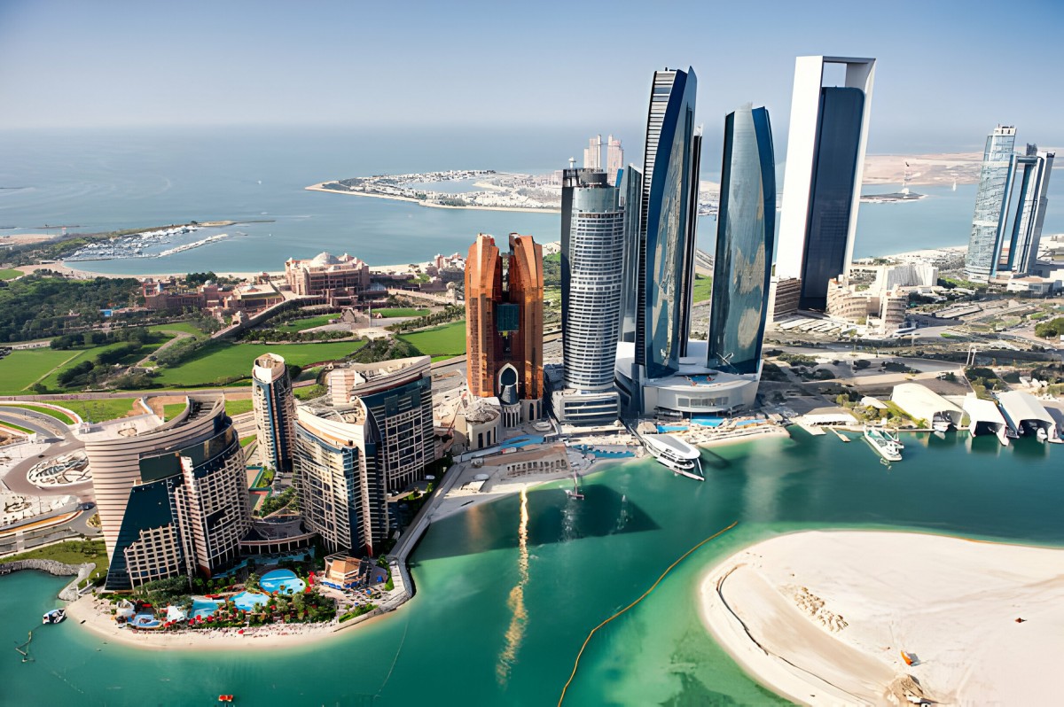 A Fusion of Tradition and Modernity in Abu Dhabi